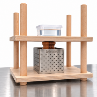 مجموعهٔ قالبها و تَنگ پنیر - Cheese Mould & Press Set